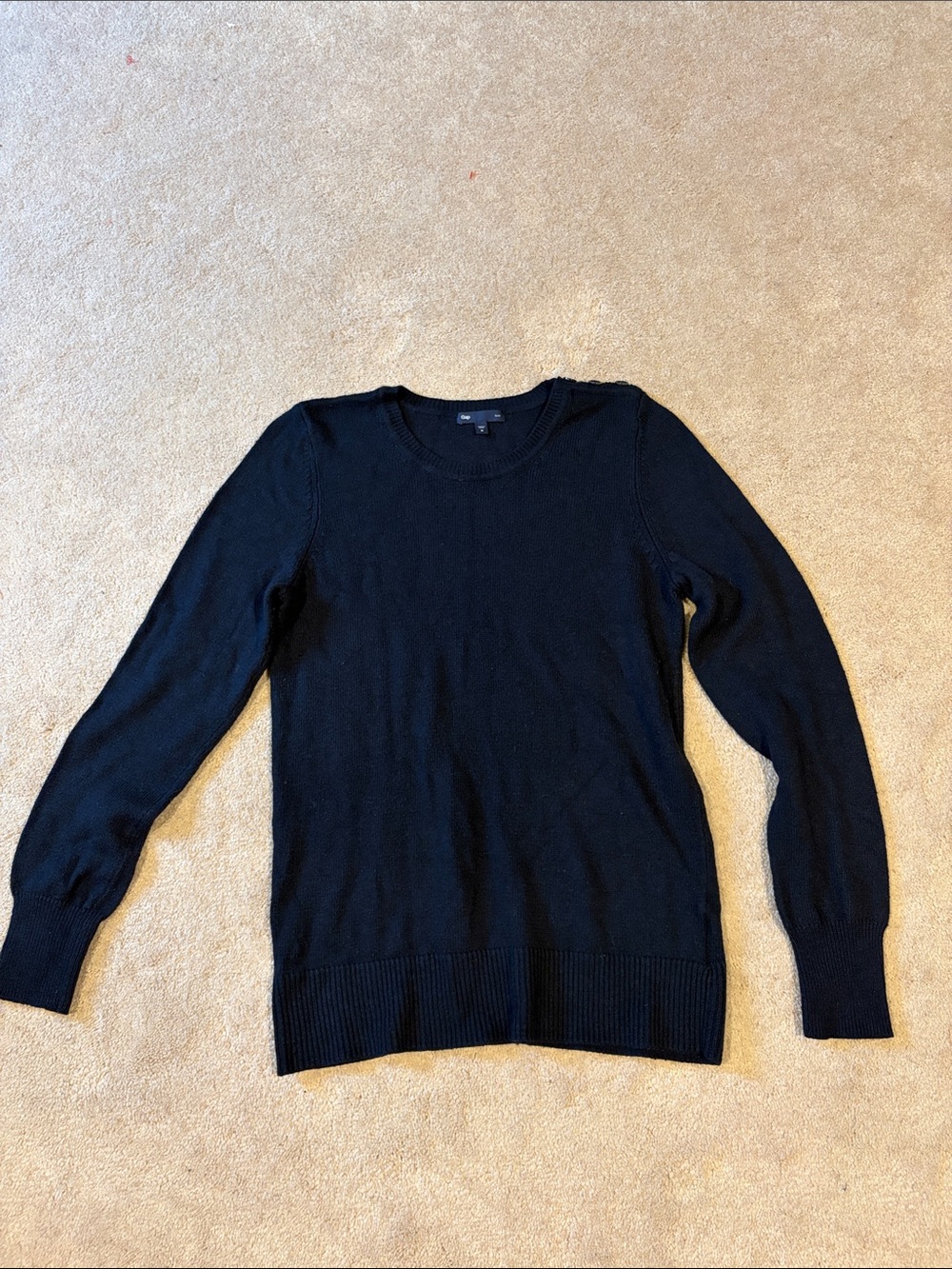 GAP luxe navy blue sweater with button detail